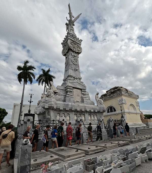 Auf dem großen Friedhof von Havanna