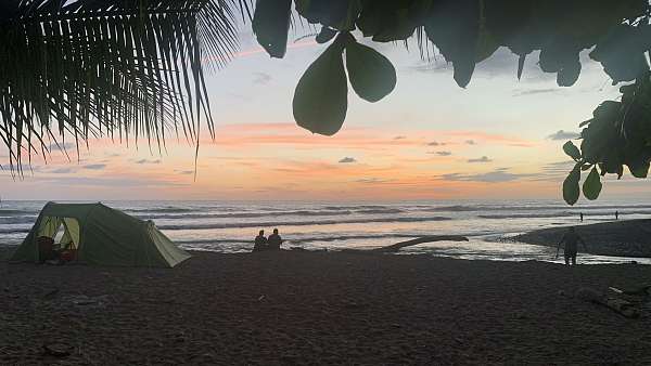 Sunset Camp in Dominical 